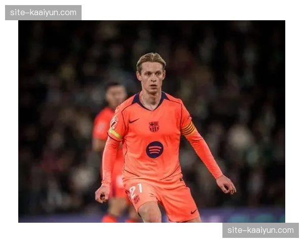 巴萨险胜埃尔切3-1 积分榜领先优势暂保但防守隐忧显现 巴萨险胜埃尔切3-1 积分榜领先优势暂保但防守隐忧显现